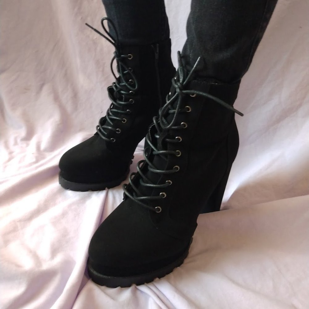 SOLD ON FACEBOOK MARKET PLACE